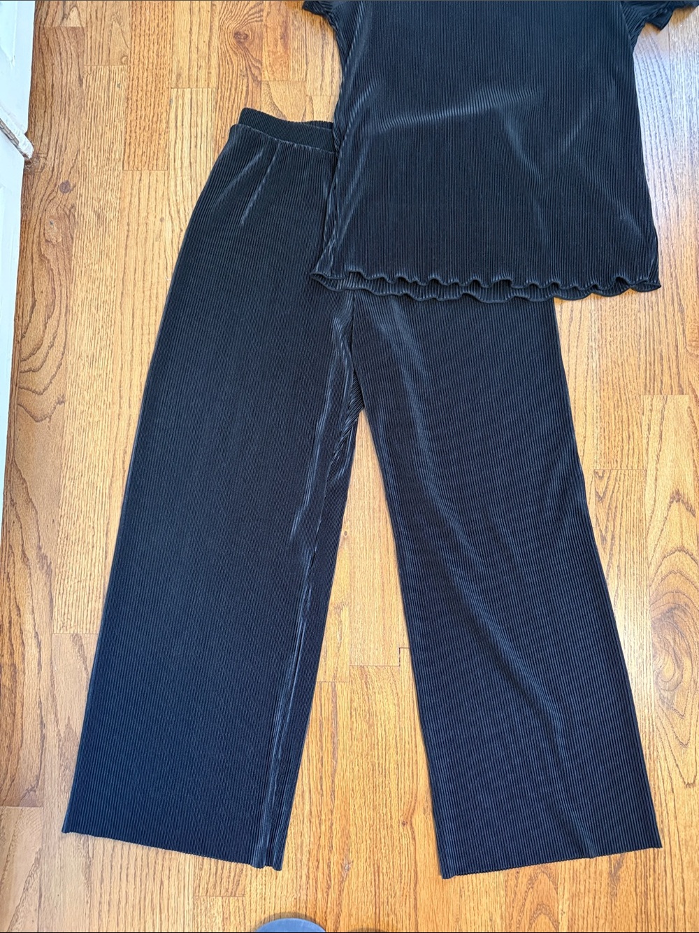 RO & DE Shiny Ribbed Set - Picture 2 of 8